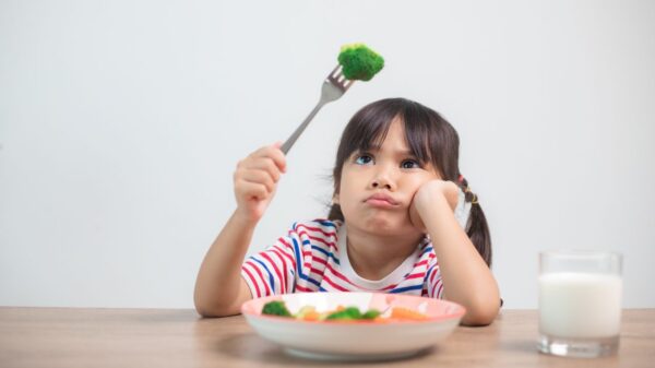 Saiba como lidar com a seletividade alimentar em autistas