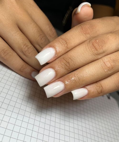 Esmalte branco porcelana