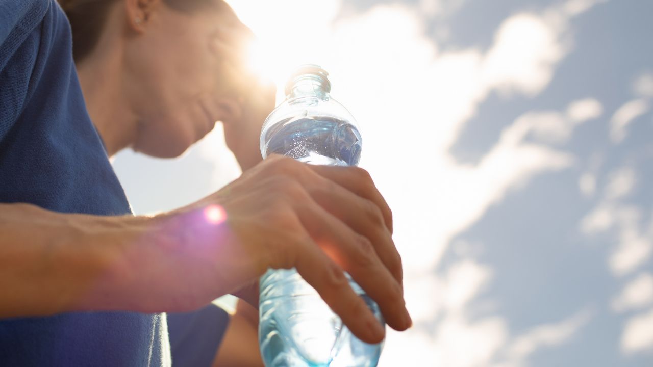 Saiba como se proteger das ondas de calor