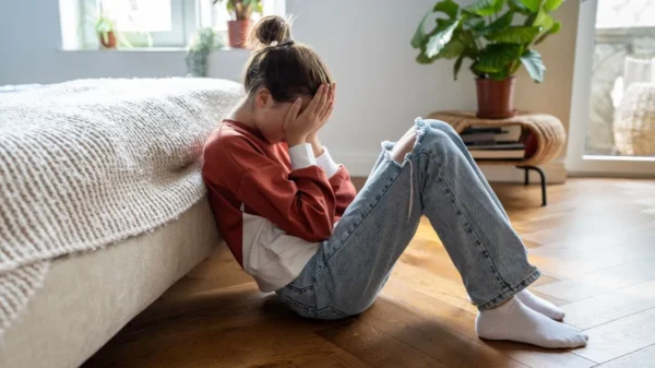 Psicóloga explica como pais podem ajudar crianças e adolescentes a lidarem com as crises de ansiedade