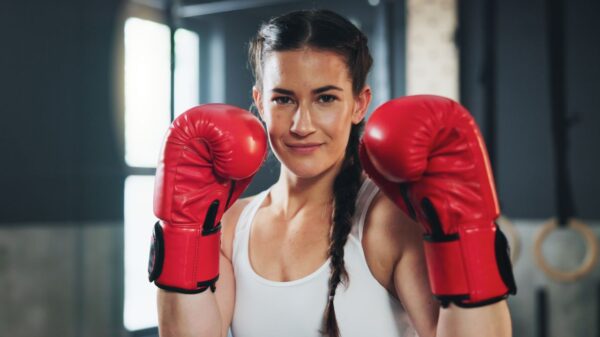 Saiba os benefícios do boxe para mulheres