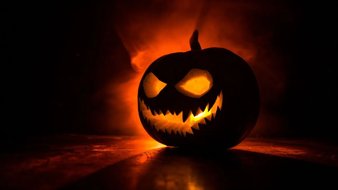 Especialista em esoterismo esclarece se o Halloween realmente traz maus presságios e o que fazer para se proteger