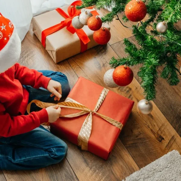 Confira ideias de presentes de Natal que ajudam a estimular a criatividade e auxiliam no aprendizado da criançada