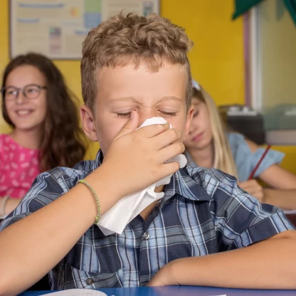 Veja como evitar que crianças tenham crises respiratórias na volta às aulas