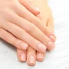 Conheça produtos para deixar as unhas fortes