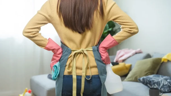 Especialista compartilha truques de limpeza para deixar a sua casa mais perfumada e aconchegante