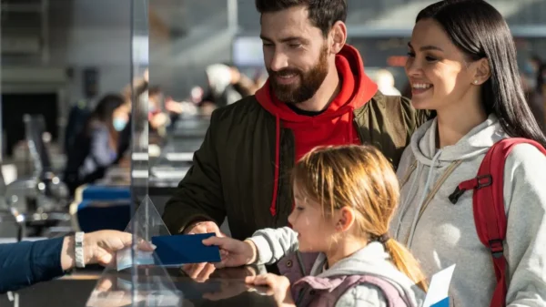 Planejamento financeiro é fundamental para organizar a viagem e aproveitar ao máximo as férias escolares com as crianças
