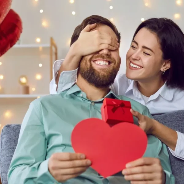 Confira lista com ideias de presentes criativos, afetivos e conscientes para presentear neste Dia dos Namorados