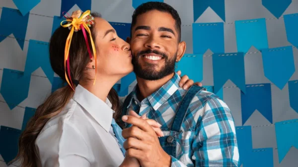 Especialista em esoterismo Nanda Silveira revela o que cada signo do Zodíaco mais gosta de fazer na festa junina