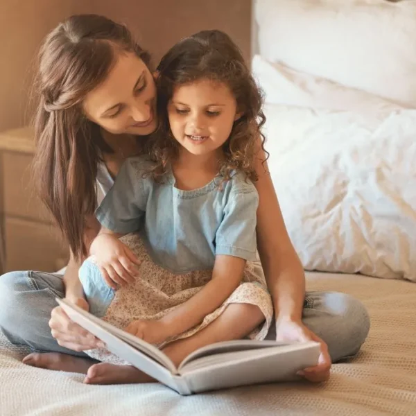 Especialista traz sugestões práticas para aproveitar o tempo livre com crianças e incentivar a leitura durante o período de recesso escolar
